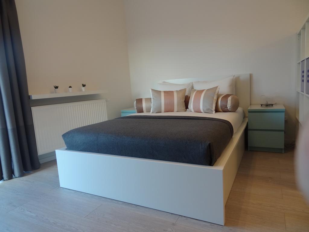 Studio Poz Apartment Познан Екстериор снимка