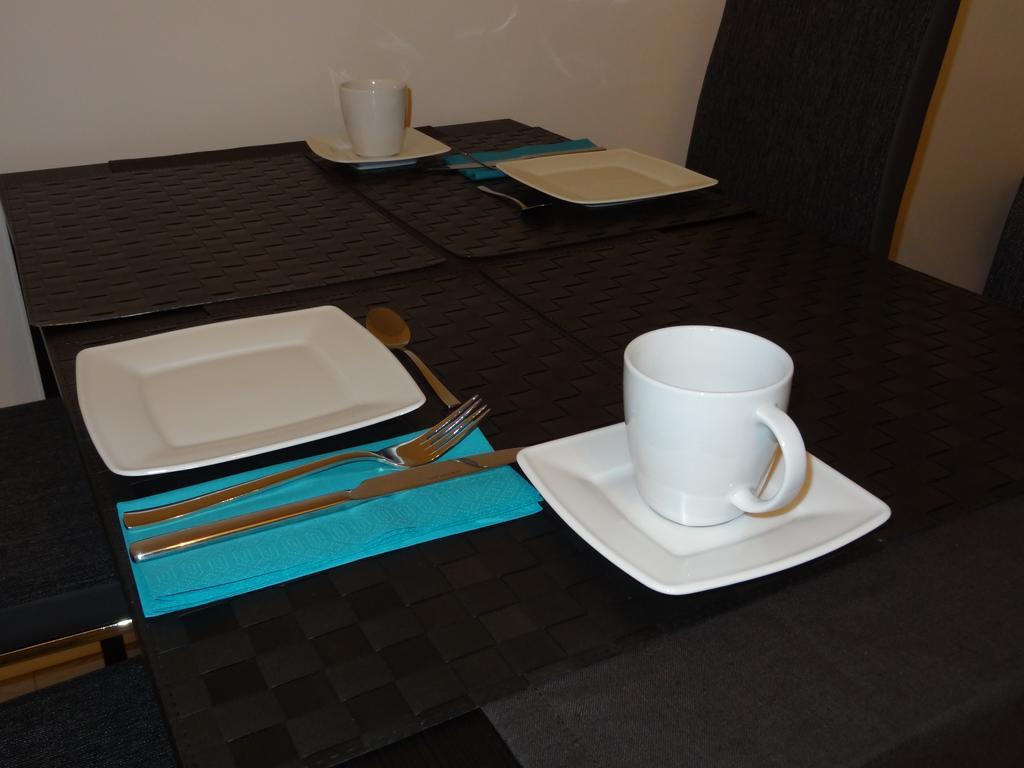 Studio Poz Apartment Познан Екстериор снимка